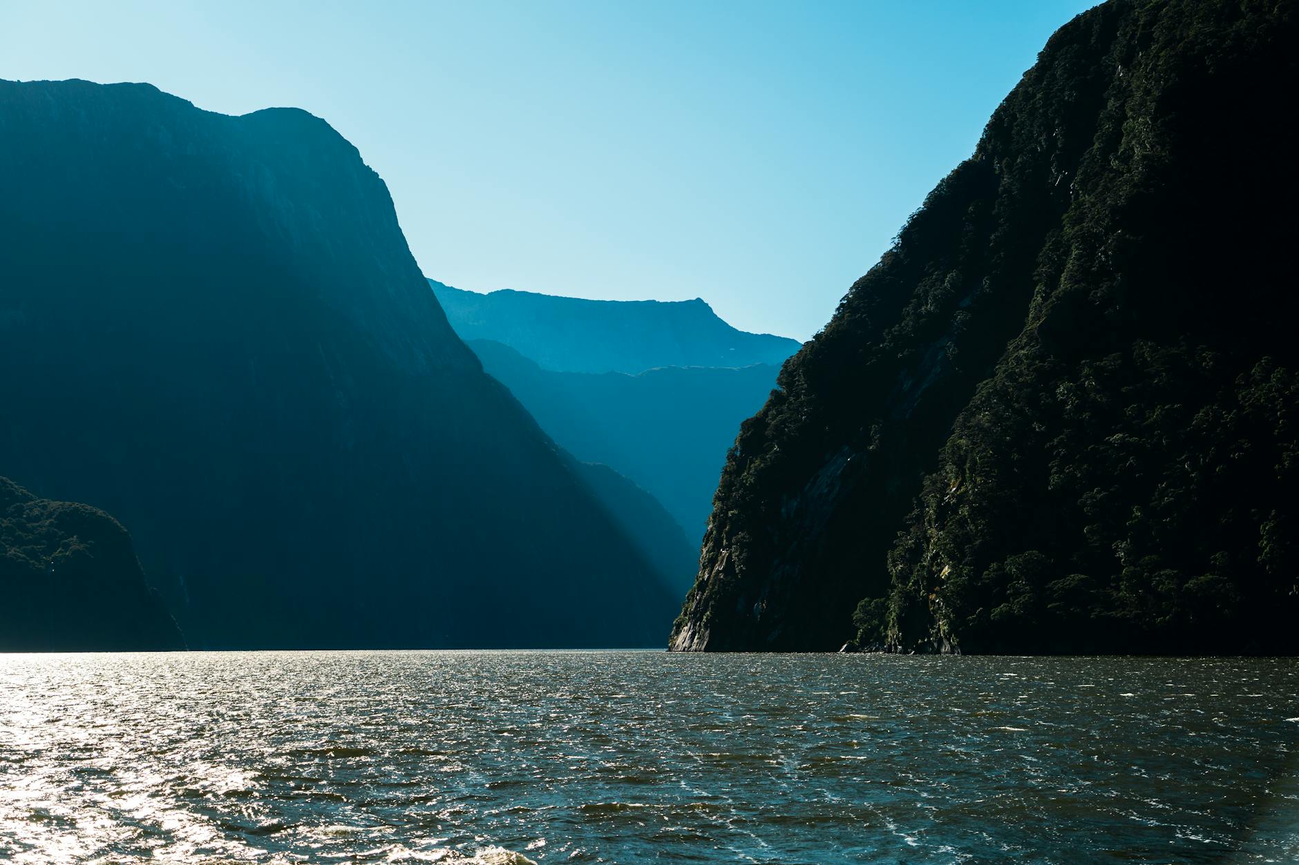 Moving to New Zealand in 2026: Complete Guide (incl. from USA)