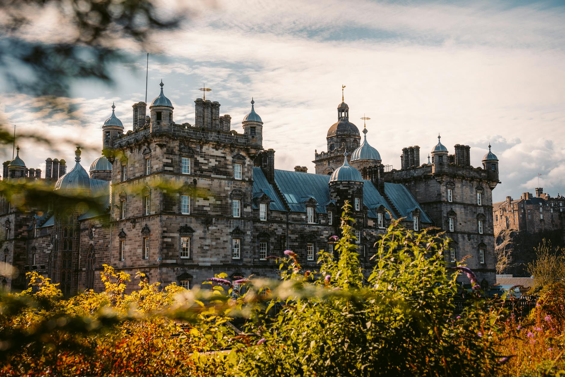 Moving to Scotland in 2026: Complete Guide (incl. from USA)