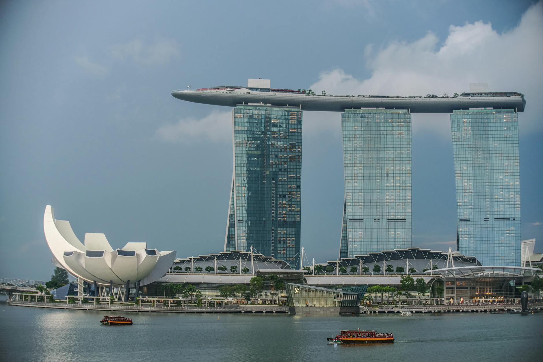 How to Open a Bank Account in Singapore as a Foreigner (2026)